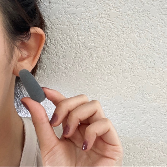 💙LAST ONE 💖Sterling Silver Velvet Earrings - Picture 3 of 8